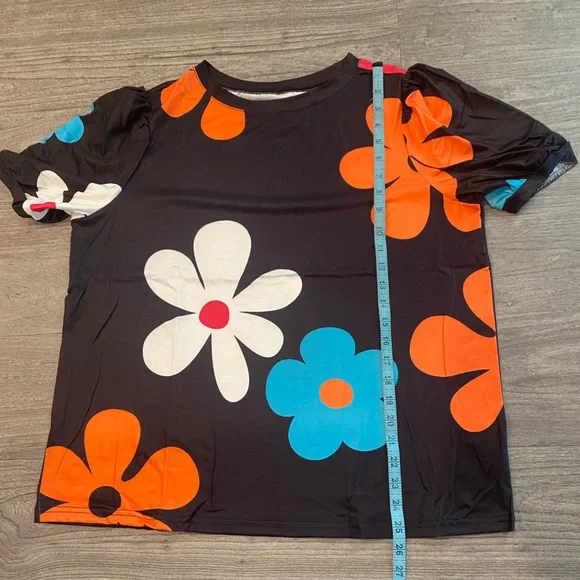 Retro Floral Print T-Shirt New in Packaging - Picture 7 of 9